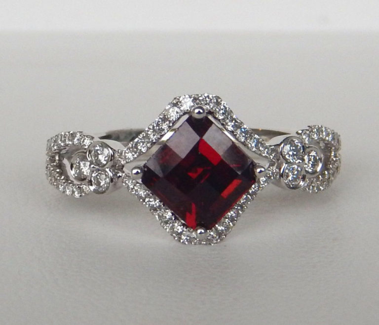 garnet and diamond ring