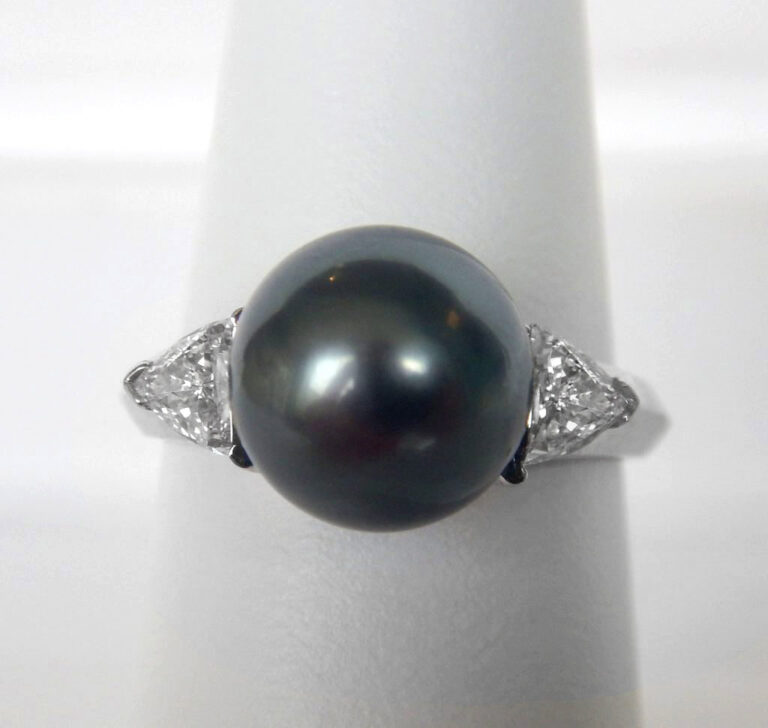 white gold tahitian pearl and diamond ring