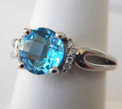 blue-topaz-ring
