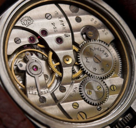 inside of mechanical watch