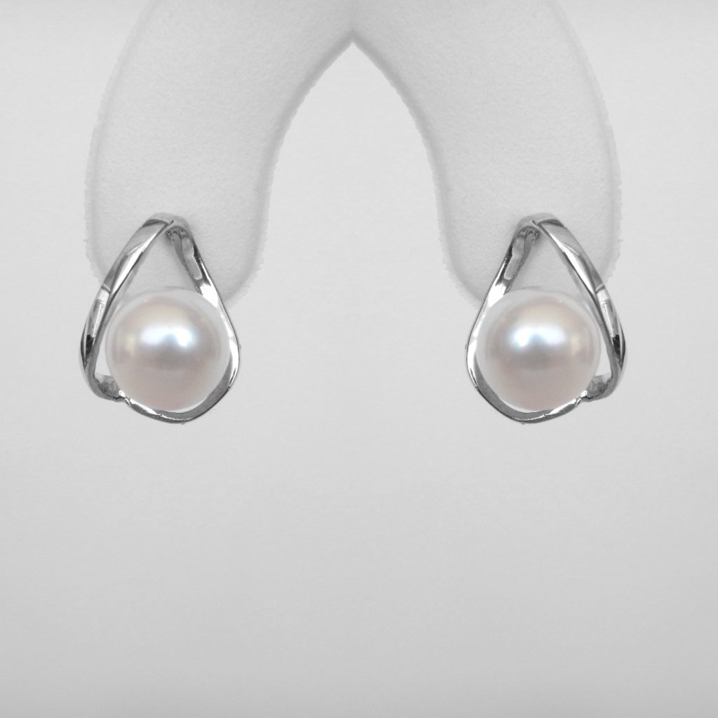 white gold akoya pearl earrings