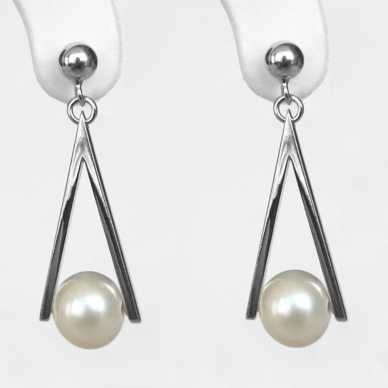 sterling silver freshwater pearl dangle earrings