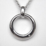 sterling silver diamond circle pendant