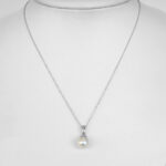 white gold freshwater pearl pendant on chain